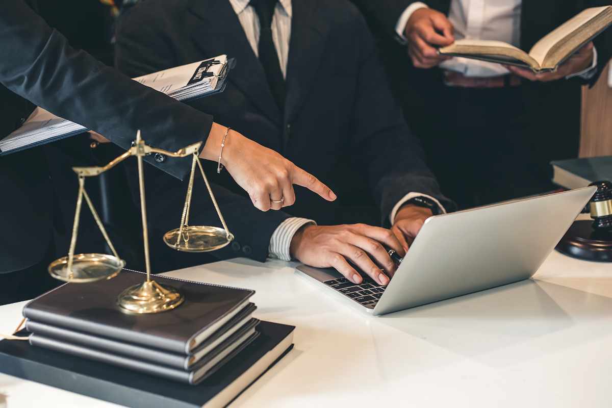 consulenza in uno studio legale