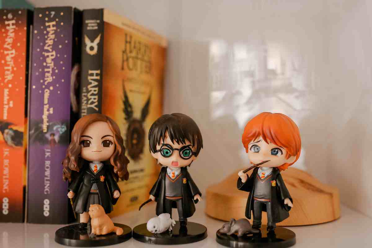 Alcuni personaggi di Harry Potter e dietro libri a lui dedicati